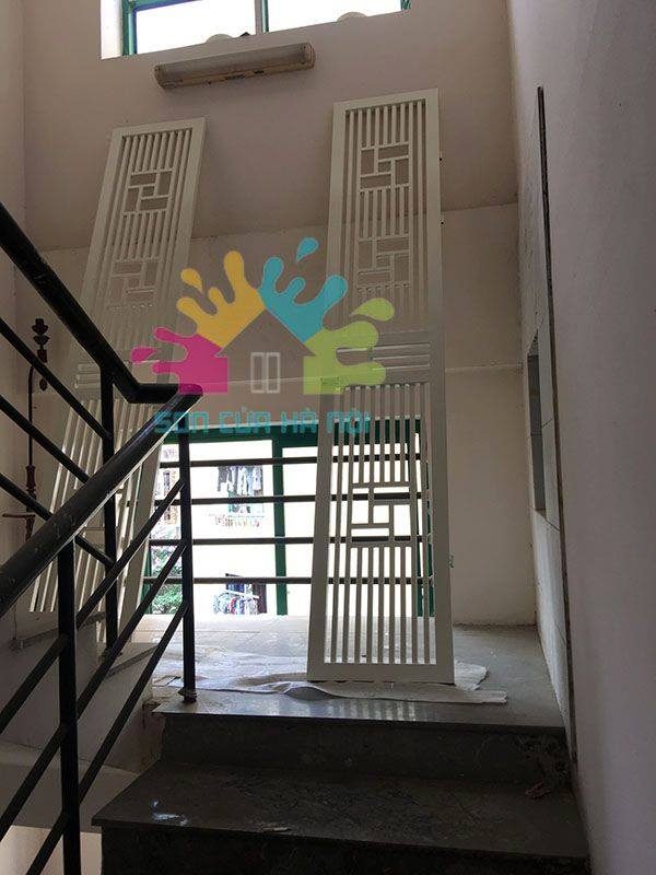 Thợ sơn cửa sắt giá rẻ tại chung cư ở Hà Nội