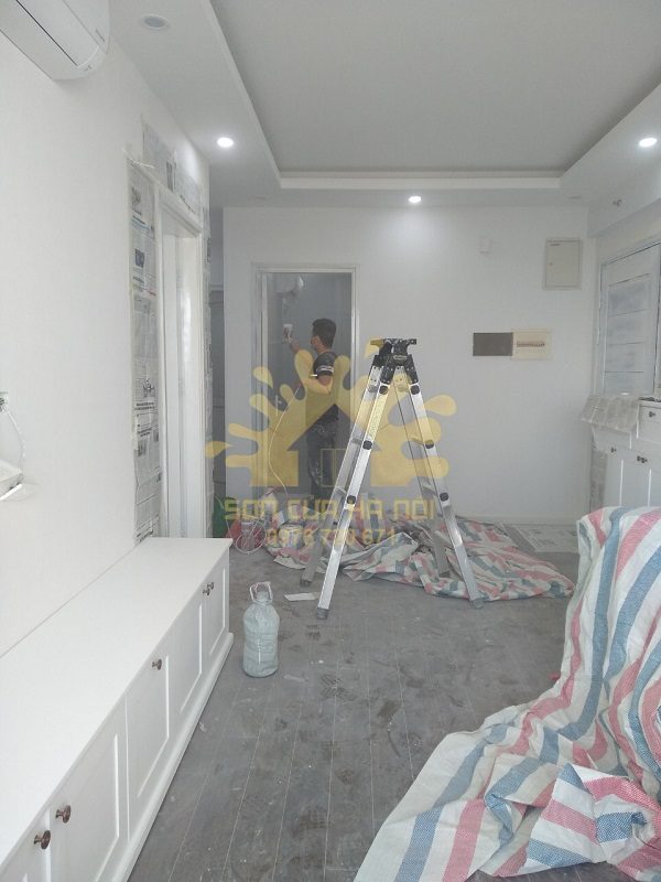 Dịch vụ sơn cửa gỗ tại chung cư Green Stars, 234 Phạm Văn Đồng, Hà Nội